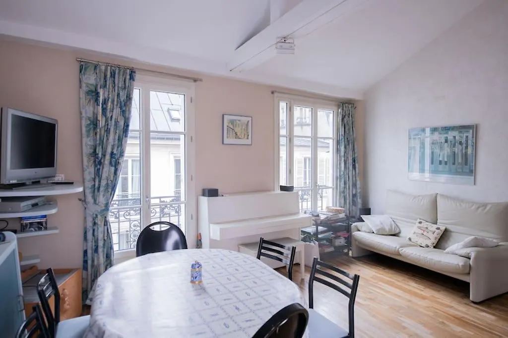 Amazing Flat 3 Bedrooms Notre Dame Paris