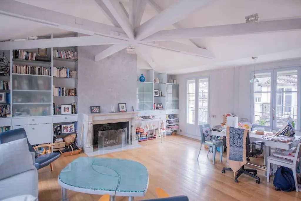 Amazing Flat 3 Bedrooms Notre Dame Paris Apartment