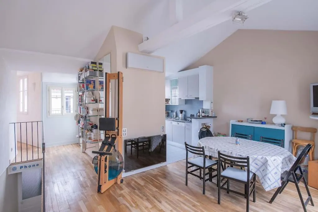 Amazing Flat 3 Bedrooms Notre Dame location